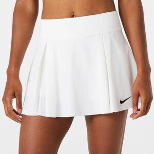 Nike Women's White Skirt